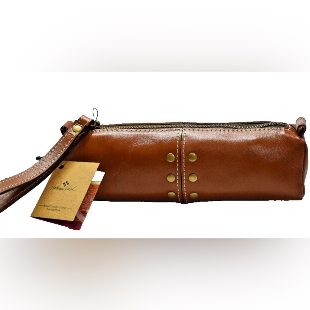 PATRICIA NASH Isla Tan Oblong Italian Leather Zip Clutch Wristlet